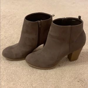 GAP Booties